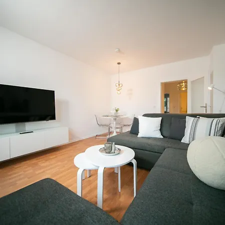 Lovely - Central - 65 Sqm - Fair - Kitchen Apartment *